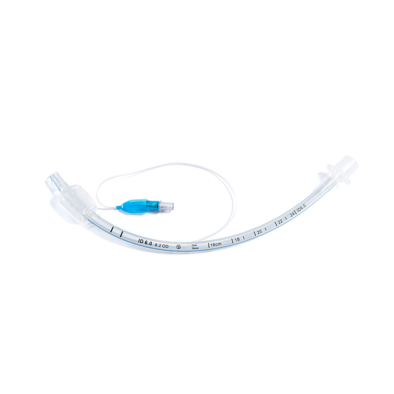 Tubo endotracheale con cuffia standard dal design accurato per il posizionamento